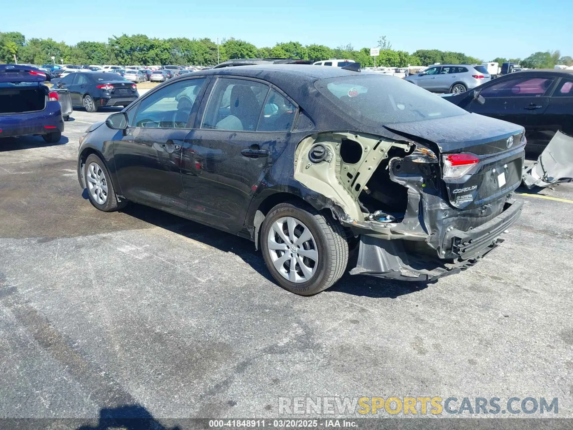 3 Photograph of a damaged car 5YFEPMAE7MP206236 TOYOTA COROLLA 2021