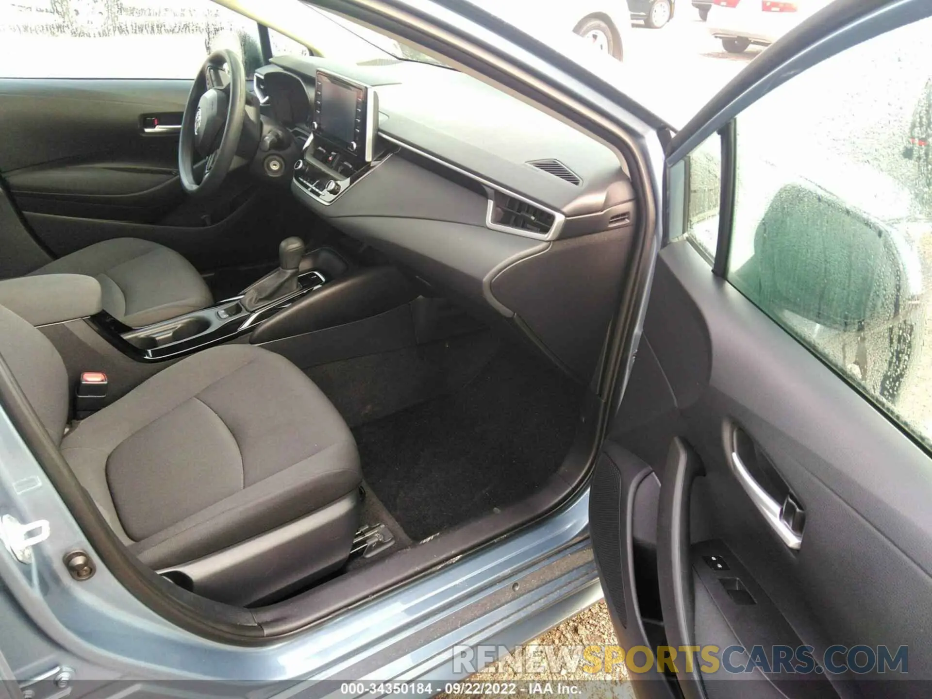 5 Photograph of a damaged car 5YFEPMAE7MP215602 TOYOTA COROLLA 2021