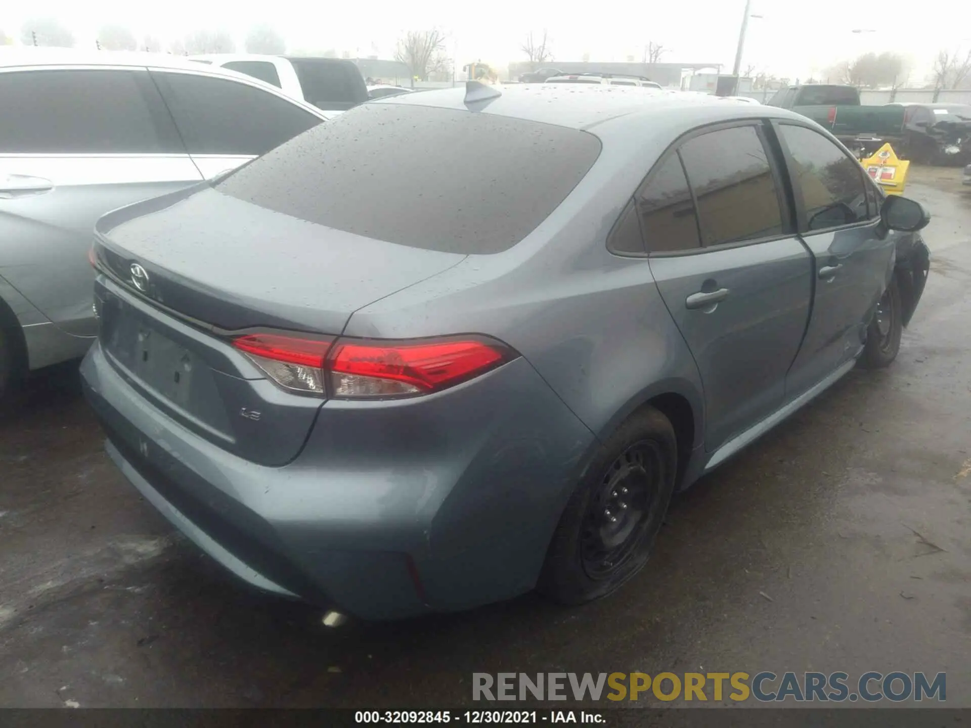 4 Photograph of a damaged car 5YFEPMAE7MP229953 TOYOTA COROLLA 2021