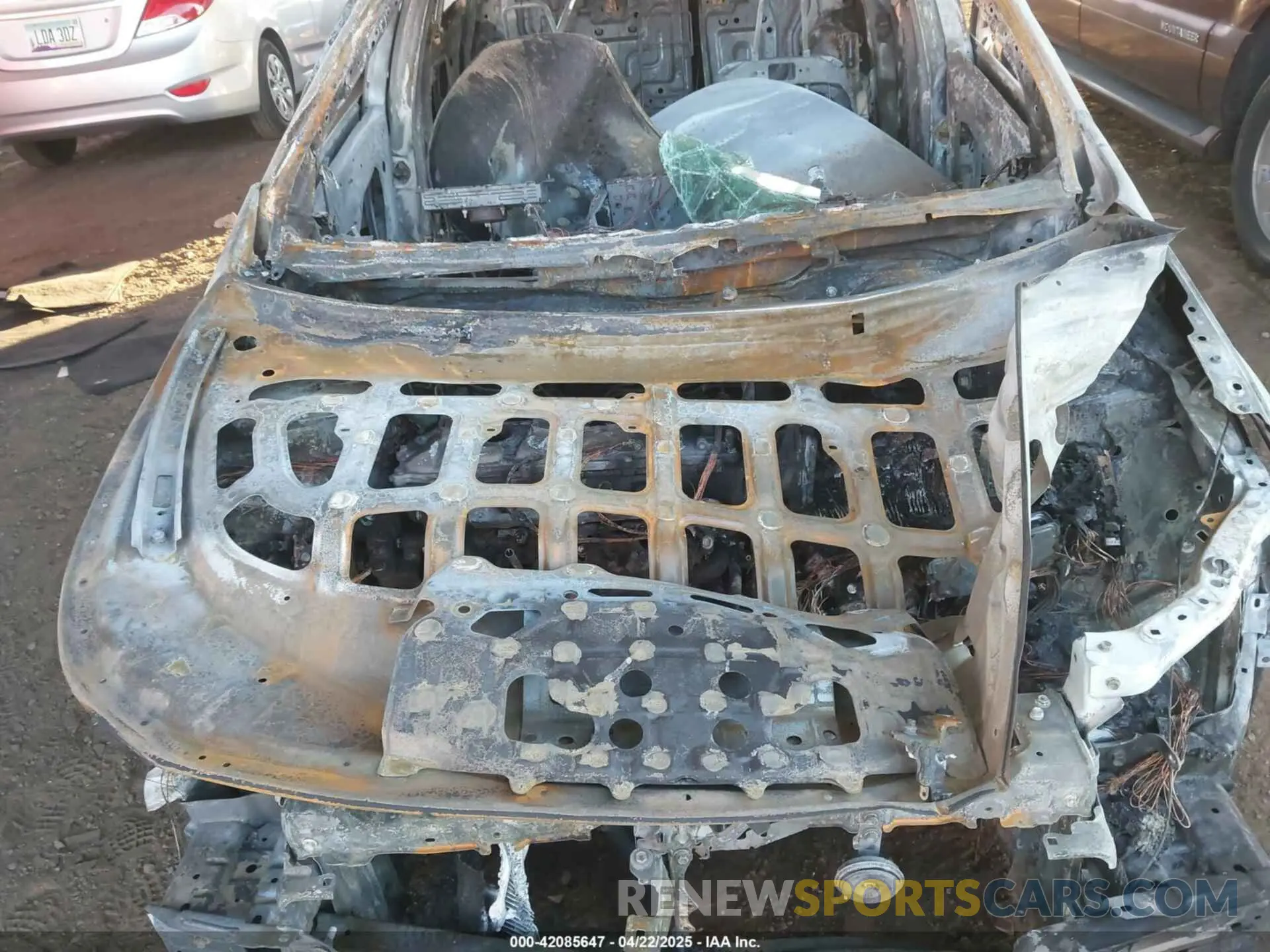10 Photograph of a damaged car 5YFEPMAE8MP172579 TOYOTA COROLLA 2021