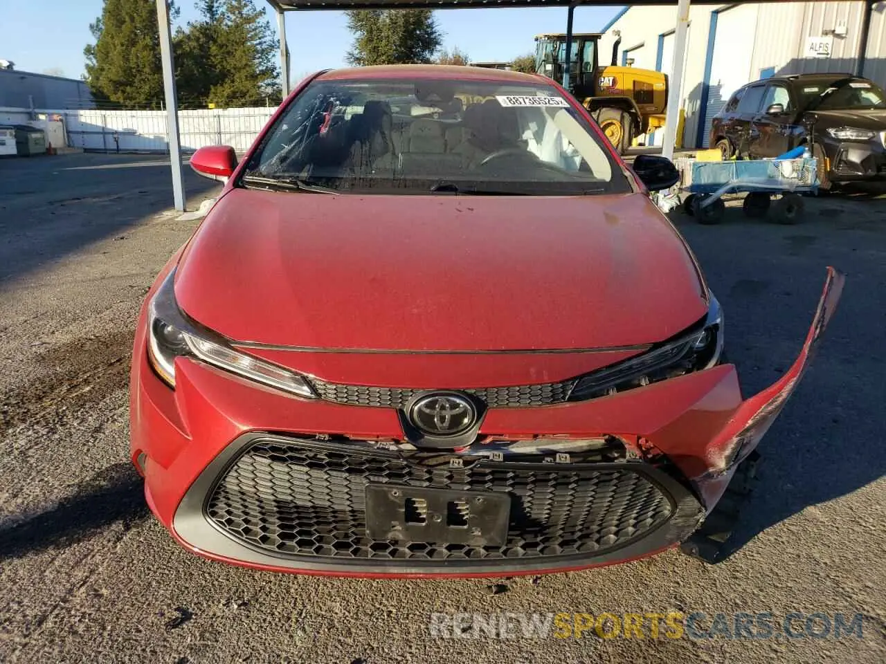 5 Photograph of a damaged car 5YFEPMAE8MP189849 TOYOTA COROLLA 2021
