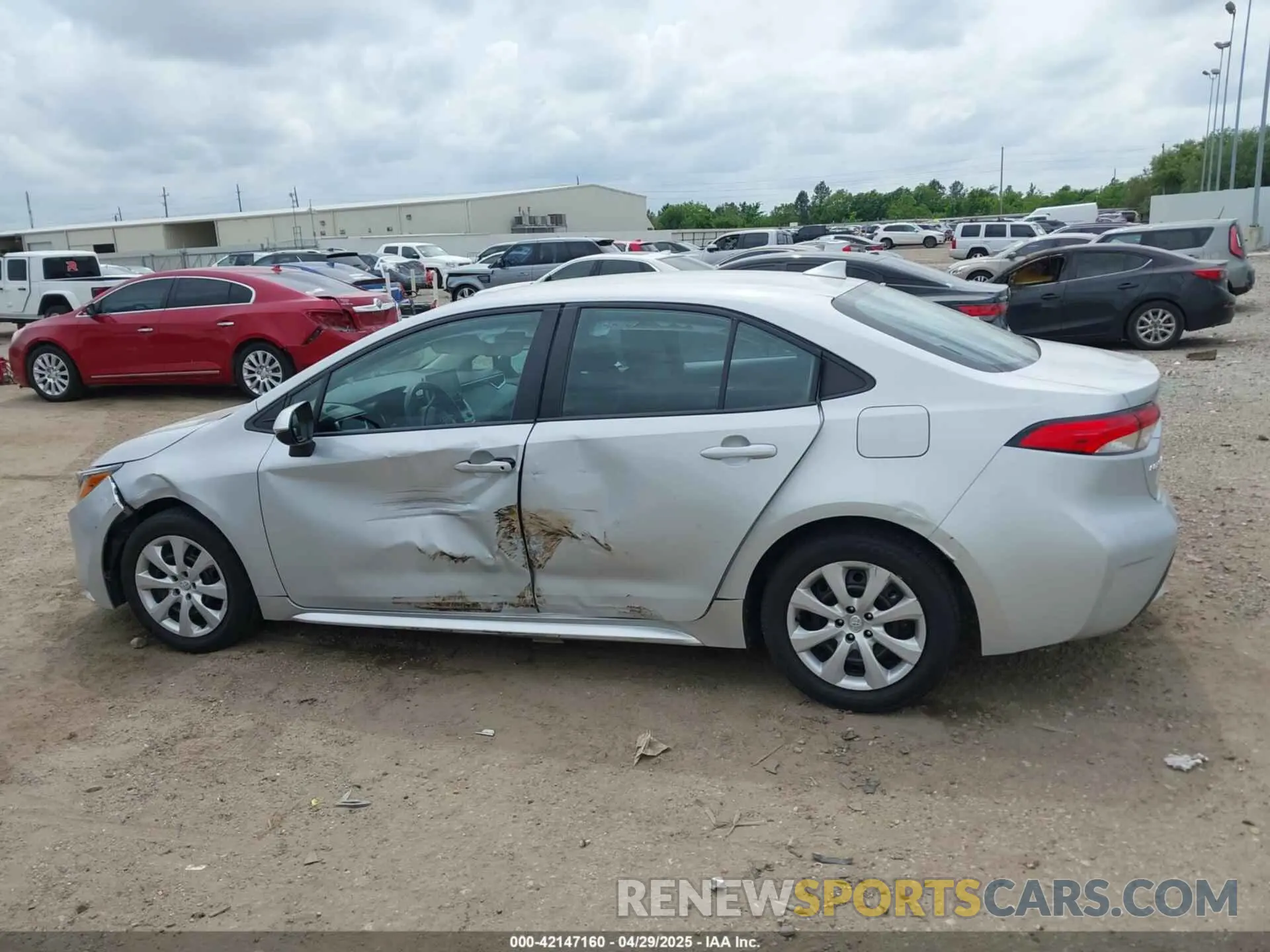 14 Photograph of a damaged car 5YFEPMAE8MP193187 TOYOTA COROLLA 2021