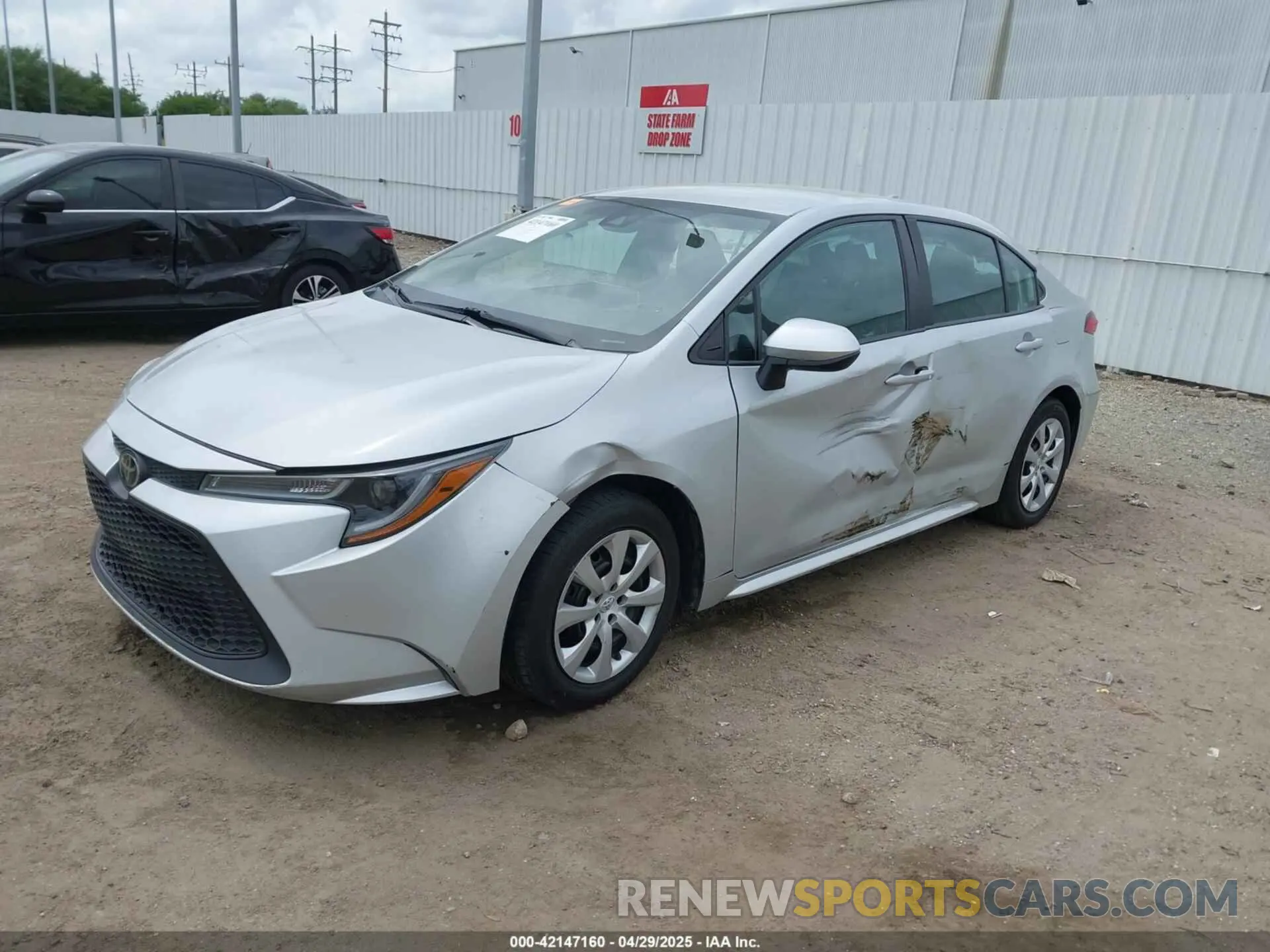 2 Photograph of a damaged car 5YFEPMAE8MP193187 TOYOTA COROLLA 2021