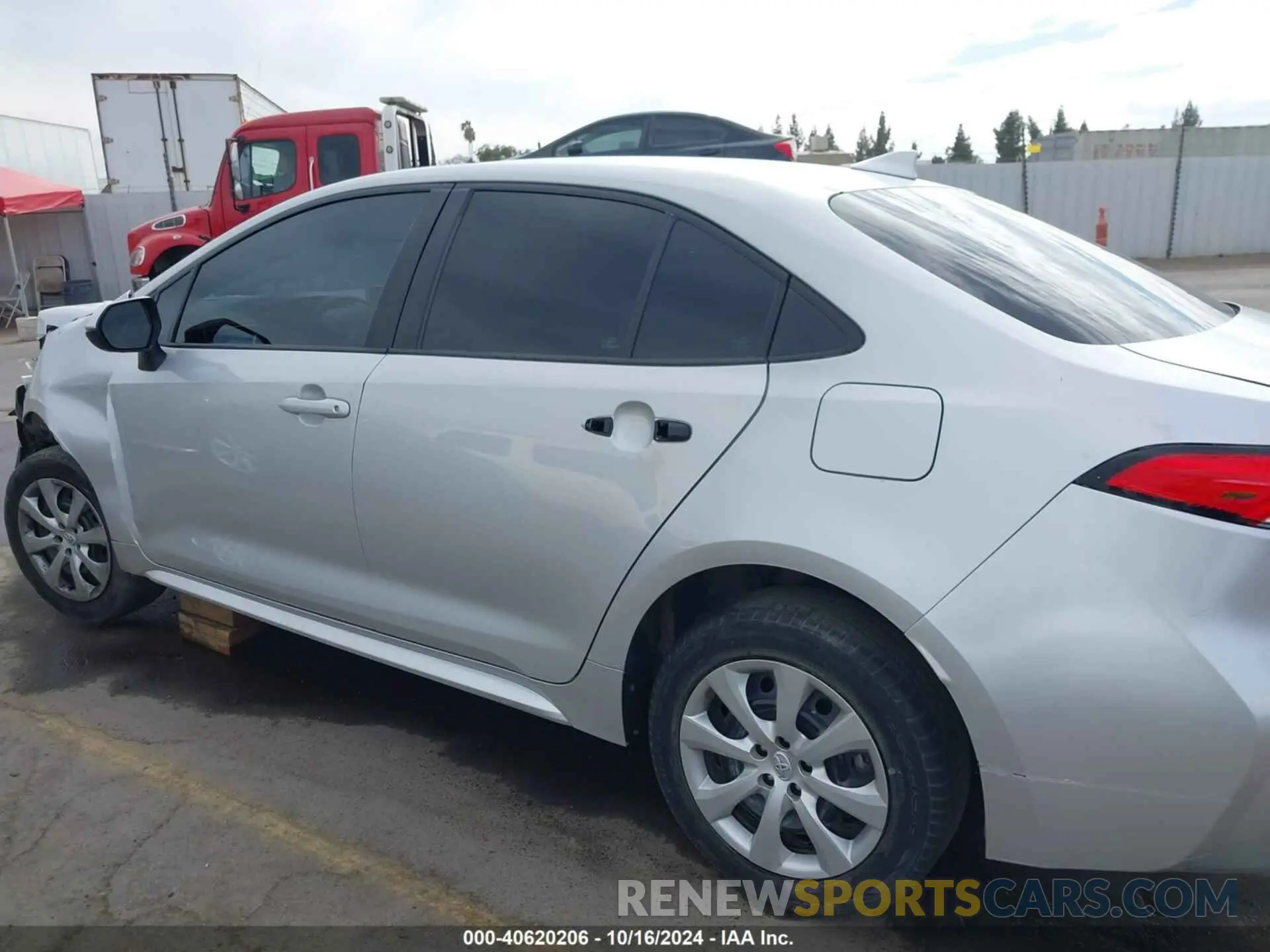 14 Фотография поврежденного автомобиля 5YFEPMAE8MP205645 TOYOTA COROLLA 2021