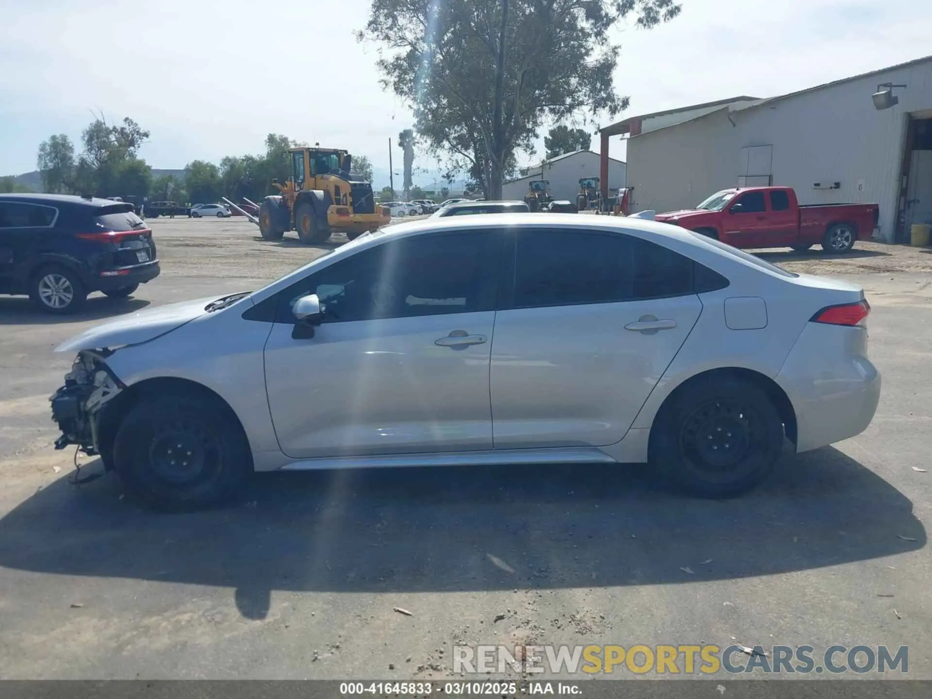 15 Photograph of a damaged car 5YFEPMAE8MP214975 TOYOTA COROLLA 2021