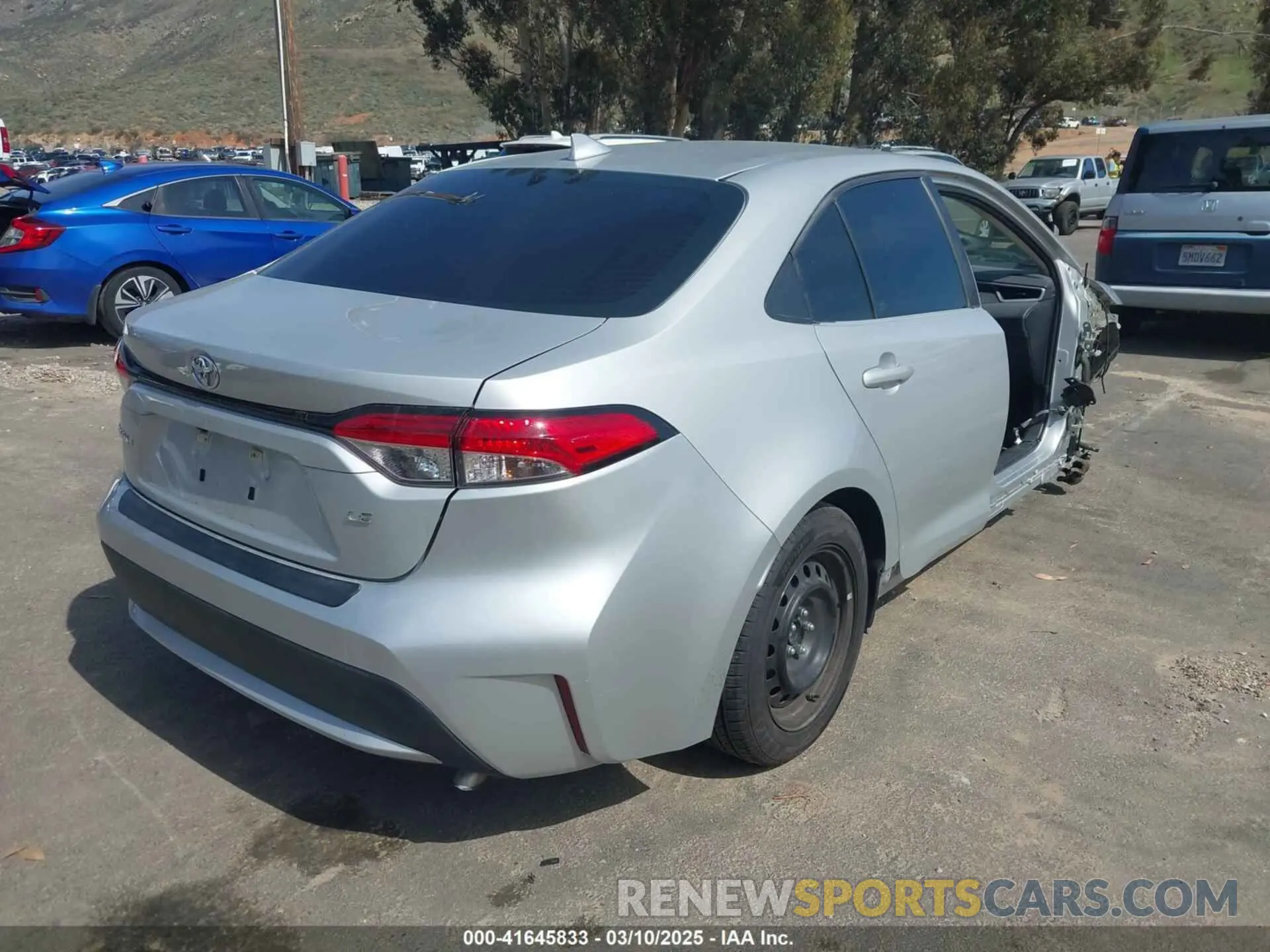 4 Photograph of a damaged car 5YFEPMAE8MP214975 TOYOTA COROLLA 2021