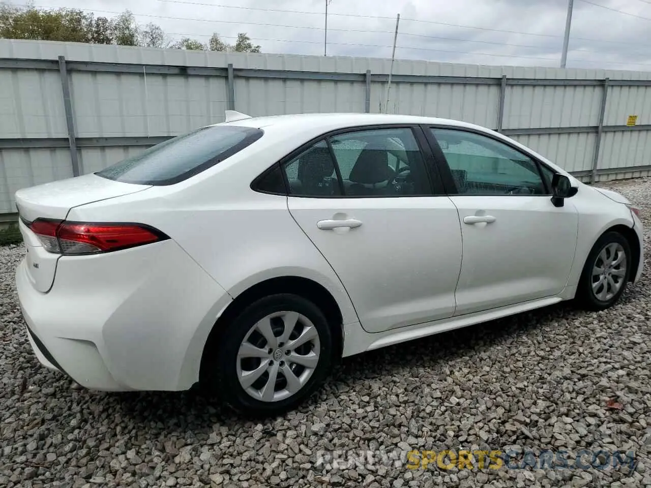 3 Photograph of a damaged car 5YFEPMAE8MP215429 TOYOTA COROLLA 2021