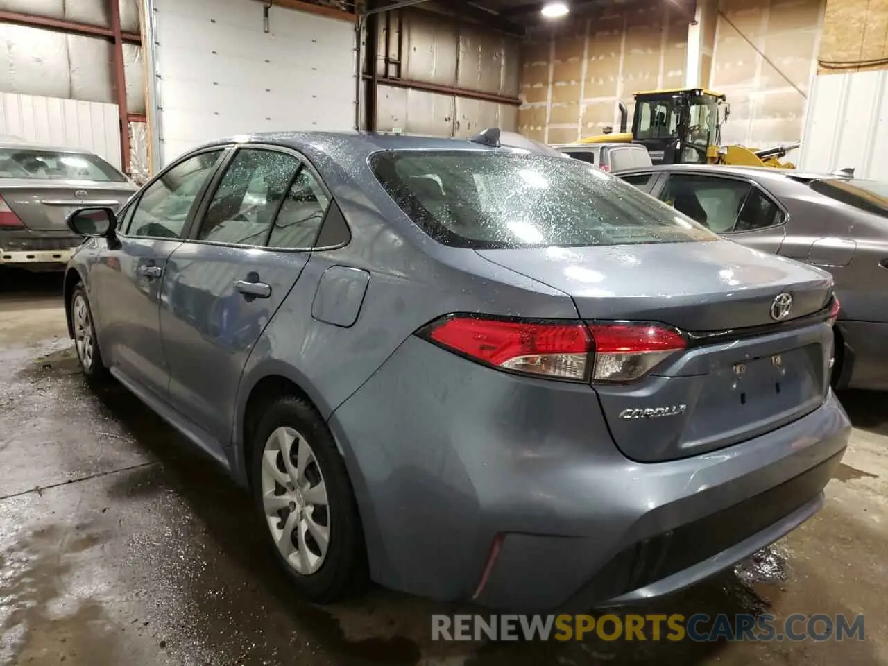 2 Photograph of a damaged car 5YFEPMAE8MP215673 TOYOTA COROLLA 2021