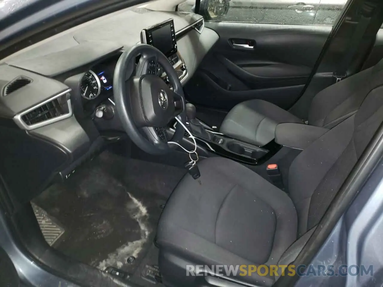 7 Photograph of a damaged car 5YFEPMAE8MP215673 TOYOTA COROLLA 2021
