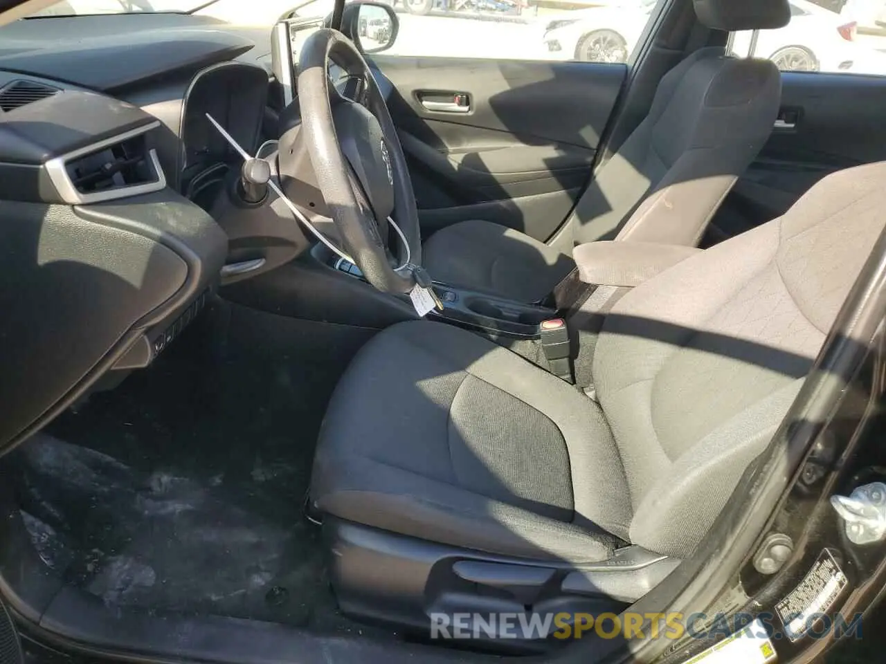 7 Photograph of a damaged car 5YFEPMAE8MP221831 TOYOTA COROLLA 2021