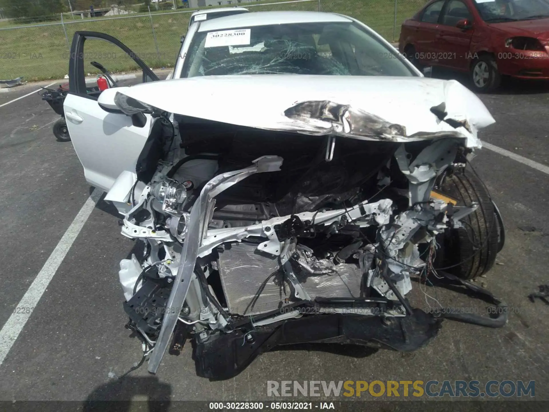 6 Photograph of a damaged car 5YFEPMAE8MP226236 TOYOTA COROLLA 2021
