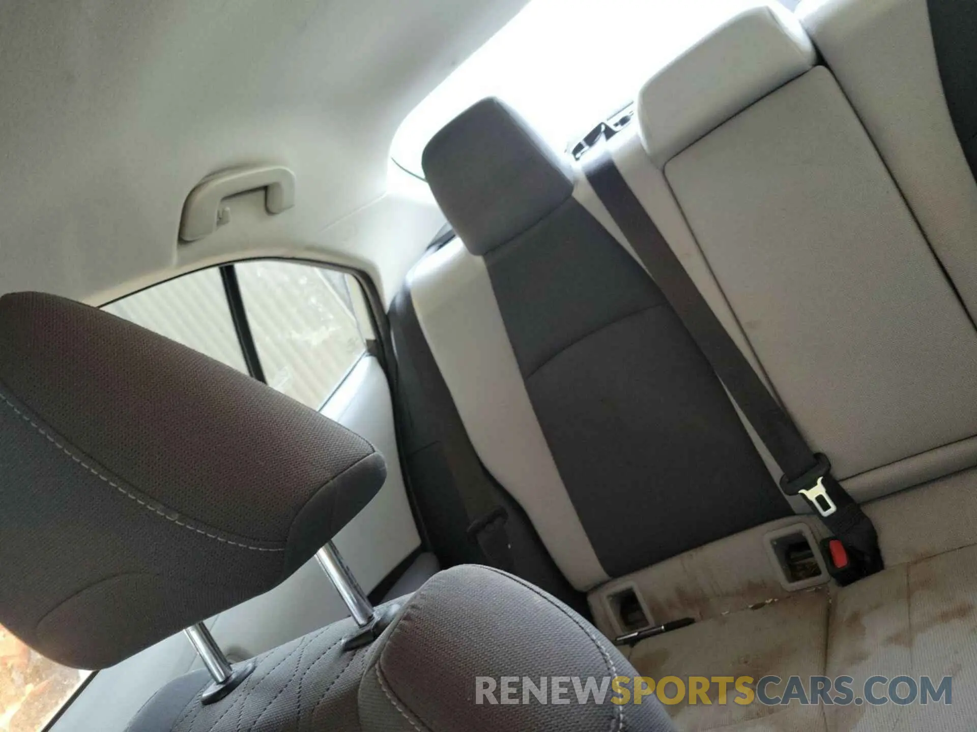 11 Фотография поврежденного автомобиля 5YFEPMAE8MP230819 TOYOTA COROLLA 2021
