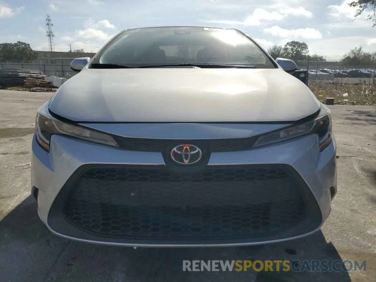 5 Photograph of a damaged car 5YFEPMAE8MP231565 TOYOTA COROLLA 2021