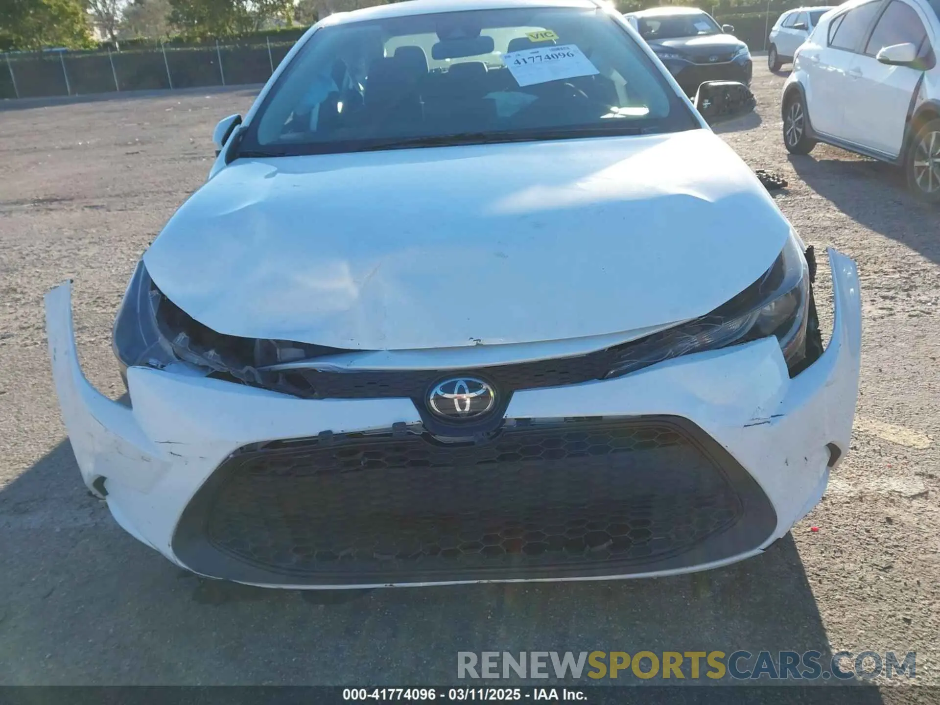 13 Photograph of a damaged car 5YFEPMAE8MP233669 TOYOTA COROLLA 2021