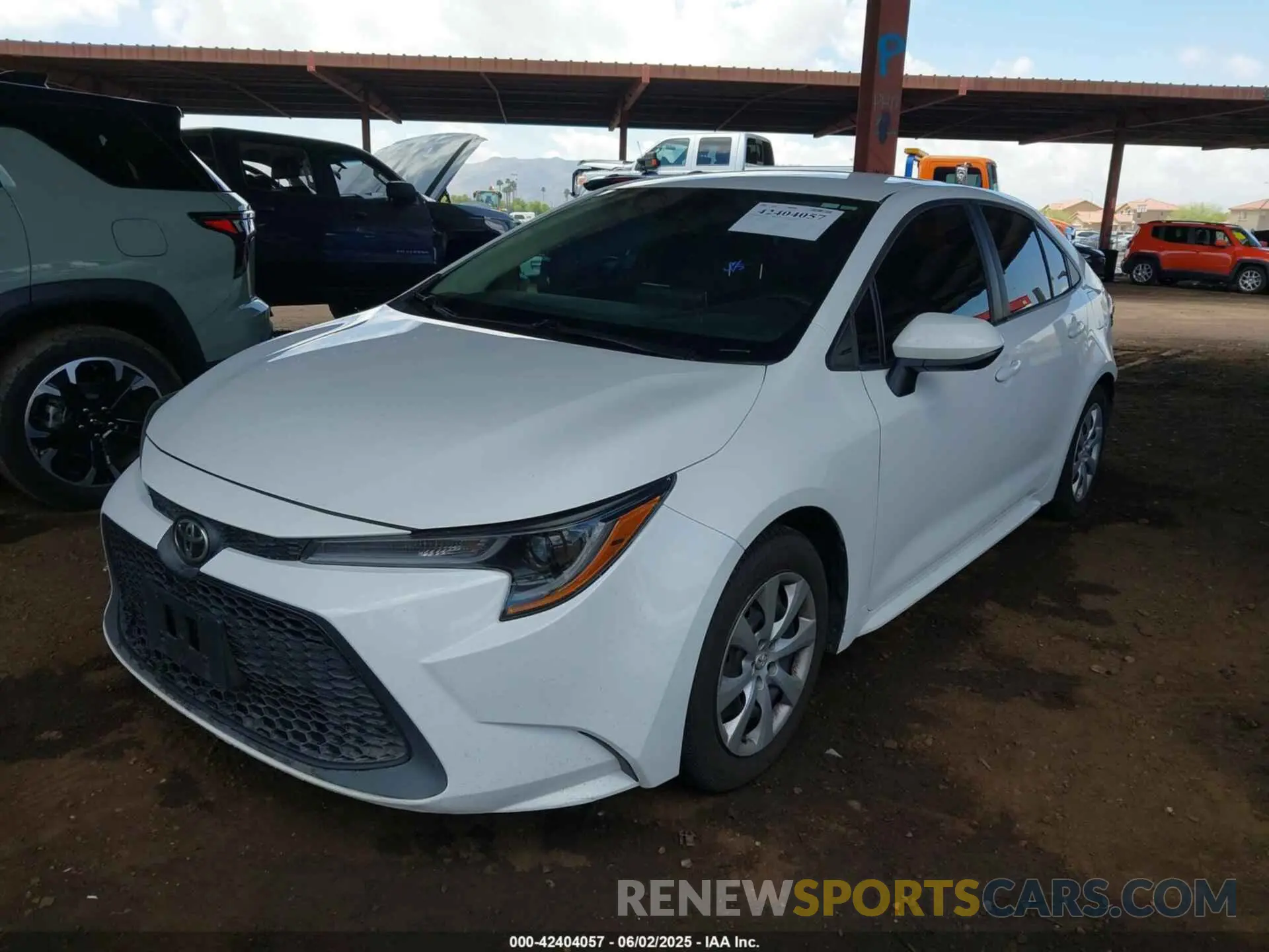 2 Photograph of a damaged car 5YFEPMAE8MP236426 TOYOTA COROLLA 2021