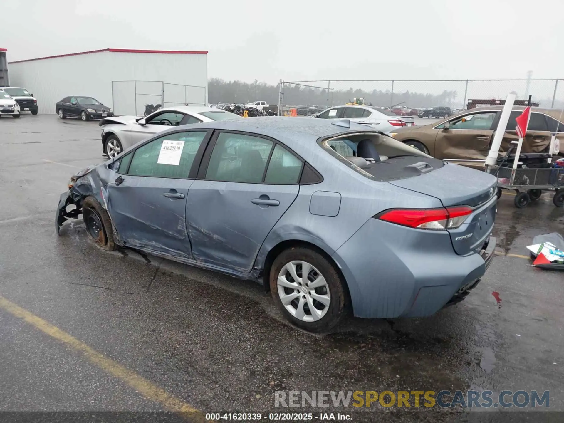 3 Photograph of a damaged car 5YFEPMAE8MP242968 TOYOTA COROLLA 2021