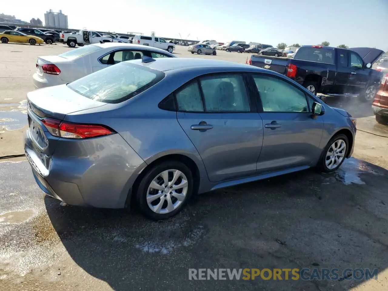 3 Фотография поврежденного автомобиля 5YFEPMAE8MP248074 TOYOTA COROLLA 2021