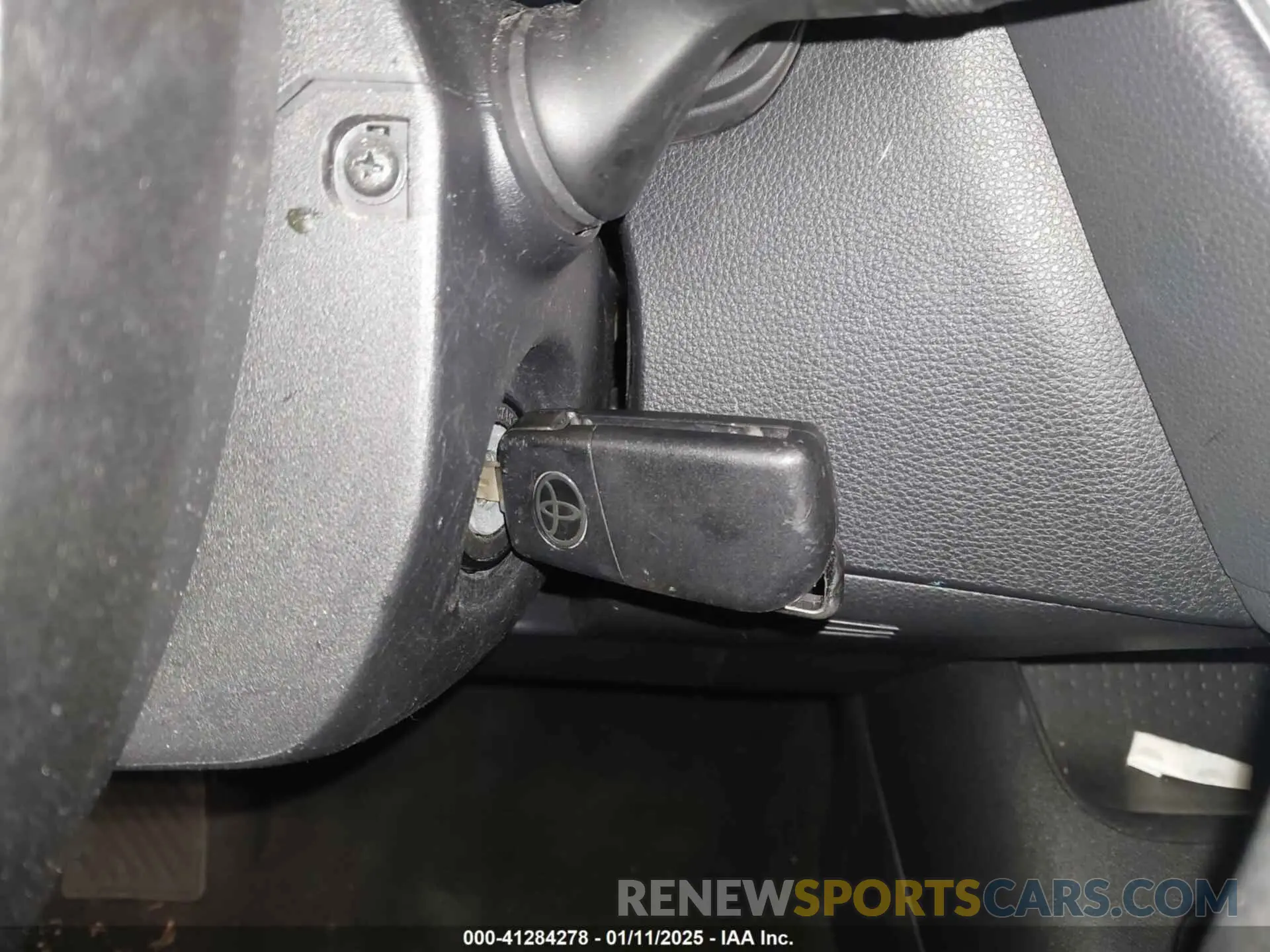 11 Photograph of a damaged car 5YFEPMAE8MP251458 TOYOTA COROLLA 2021