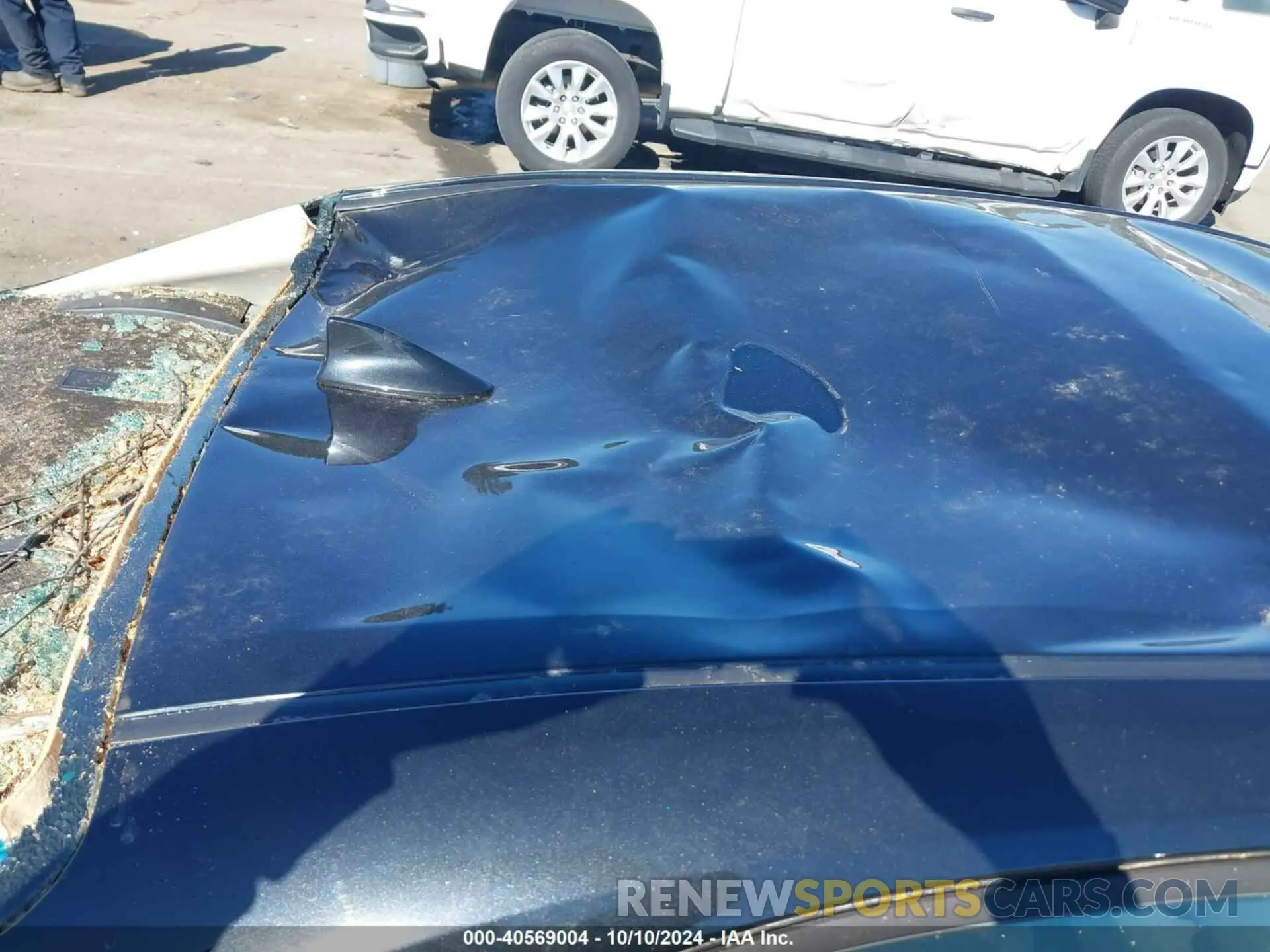 18 Photograph of a damaged car 5YFEPMAE8MP263884 TOYOTA COROLLA 2021