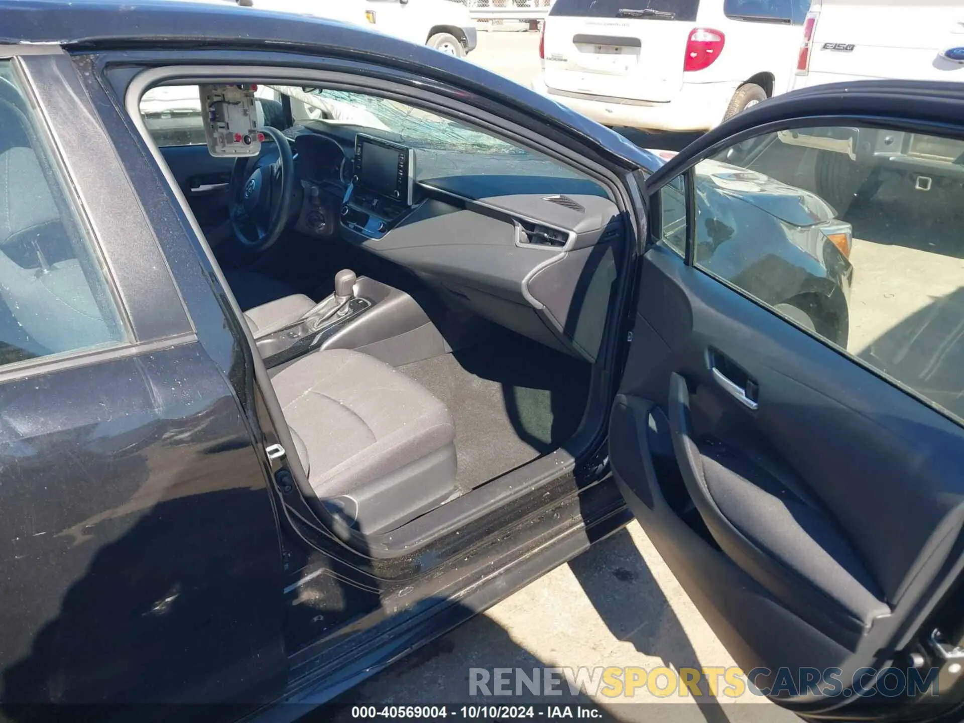 5 Photograph of a damaged car 5YFEPMAE8MP263884 TOYOTA COROLLA 2021