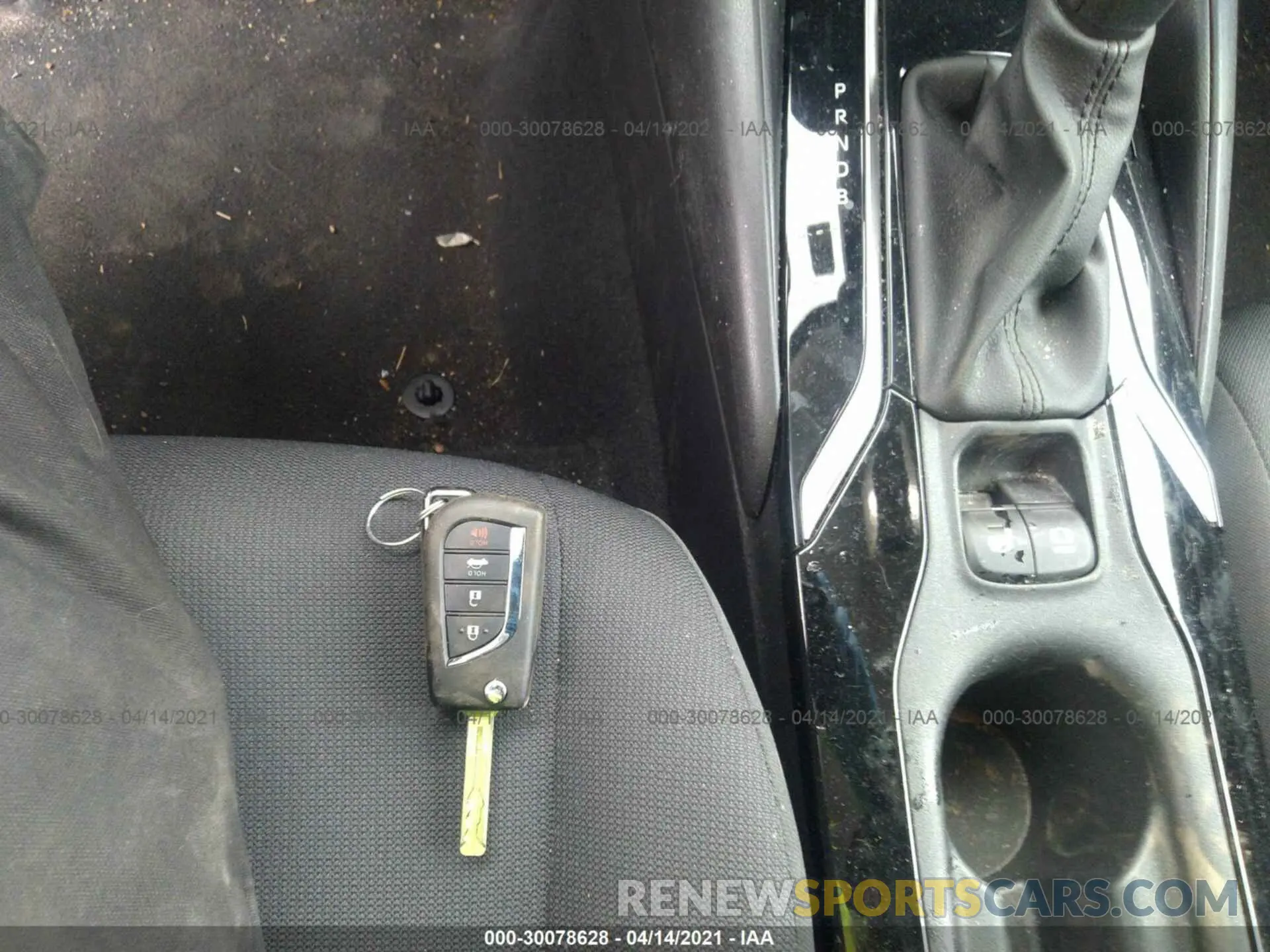 11 Photograph of a damaged car 5YFEPMAE9MP176365 TOYOTA COROLLA 2021