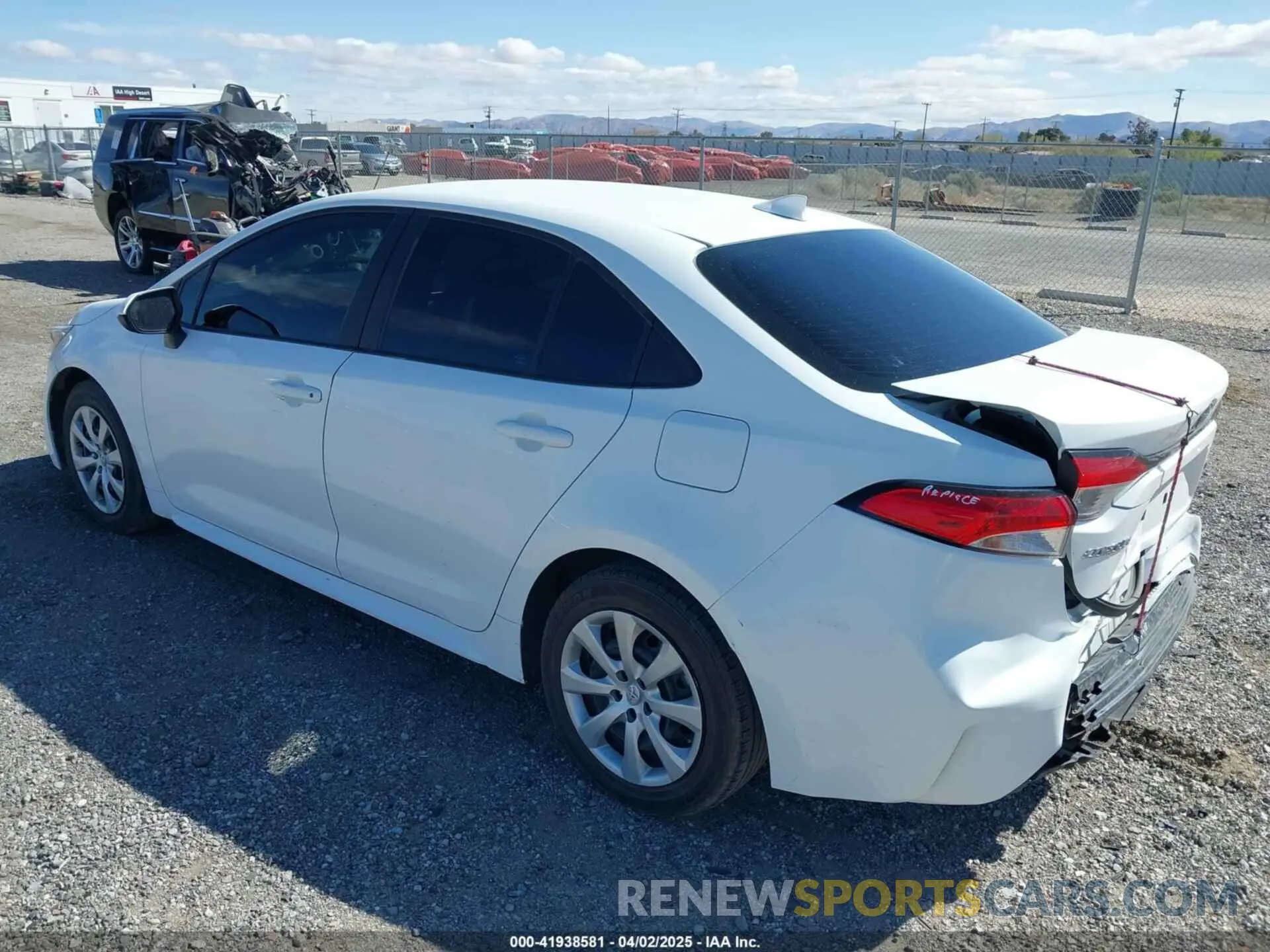 3 Фотография поврежденного автомобиля 5YFEPMAE9MP205525 TOYOTA COROLLA 2021