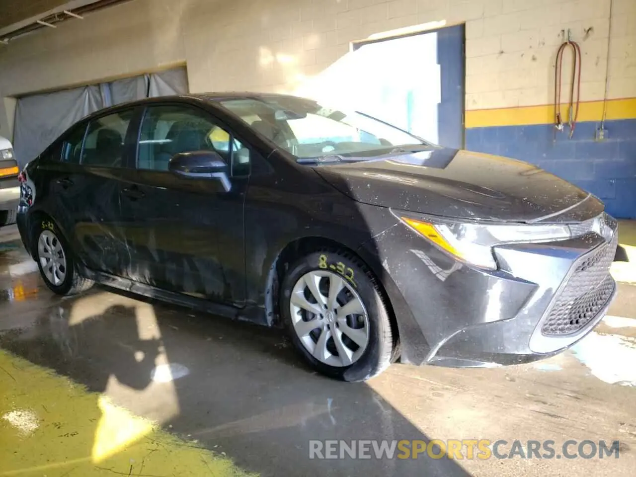 4 Фотография поврежденного автомобиля 5YFEPMAE9MP233695 TOYOTA COROLLA 2021