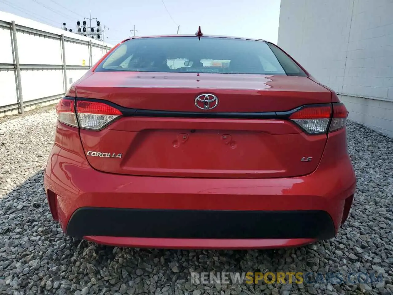 6 Photograph of a damaged car 5YFEPMAE9MP240095 TOYOTA COROLLA 2021