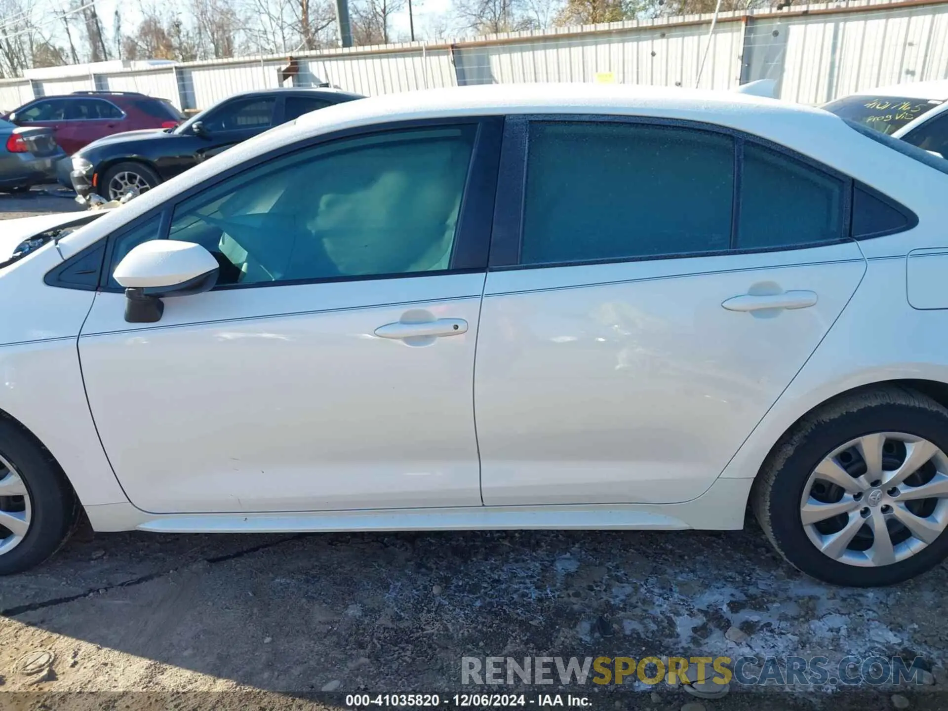 14 Фотография поврежденного автомобиля 5YFEPMAE9MP252585 TOYOTA COROLLA 2021