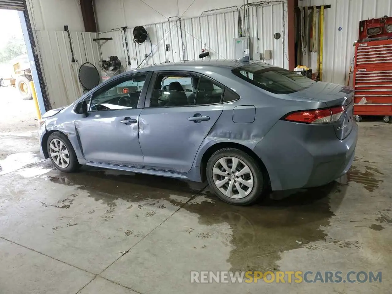 2 Фотография поврежденного автомобиля 5YFEPMAE9MP255938 TOYOTA COROLLA 2021