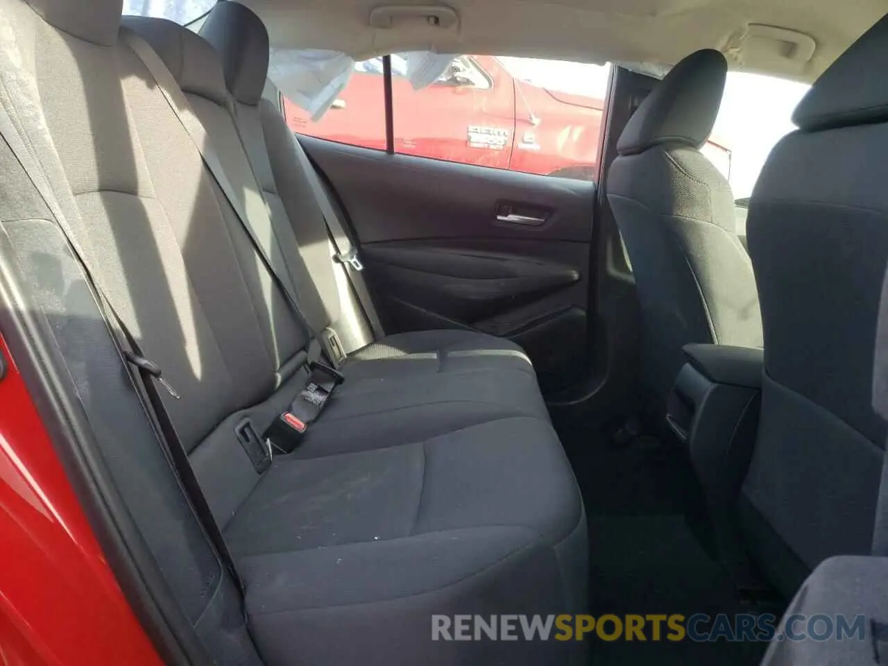 6 Photograph of a damaged car 5YFEPMAE9MP266034 TOYOTA COROLLA 2021