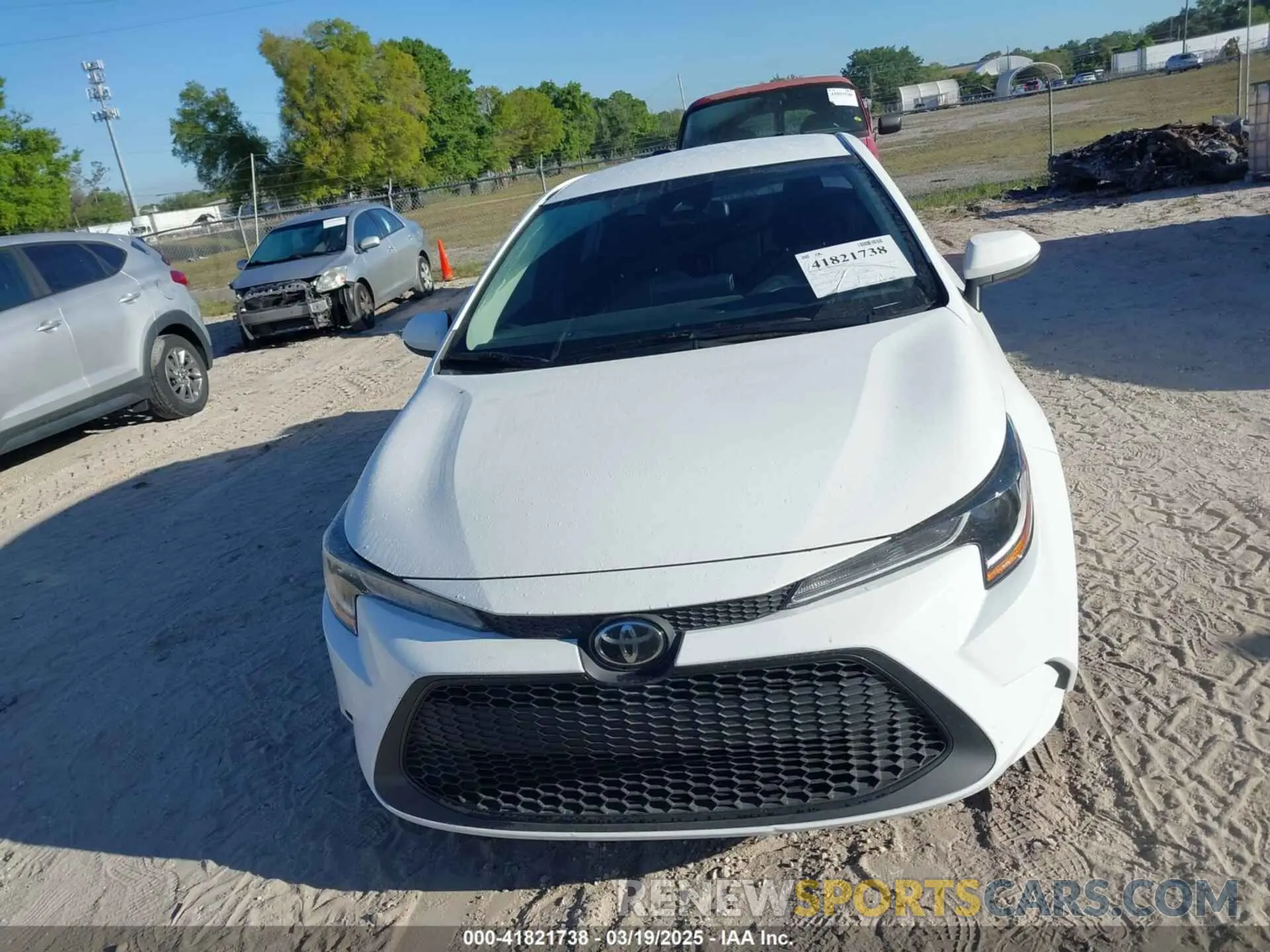 12 Photograph of a damaged car 5YFEPMAE9MP269273 TOYOTA COROLLA 2021