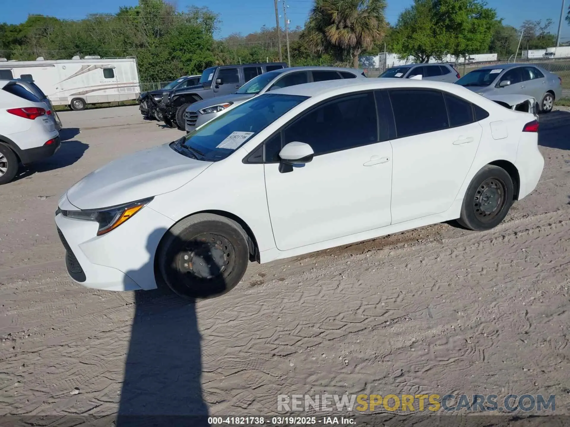 2 Photograph of a damaged car 5YFEPMAE9MP269273 TOYOTA COROLLA 2021