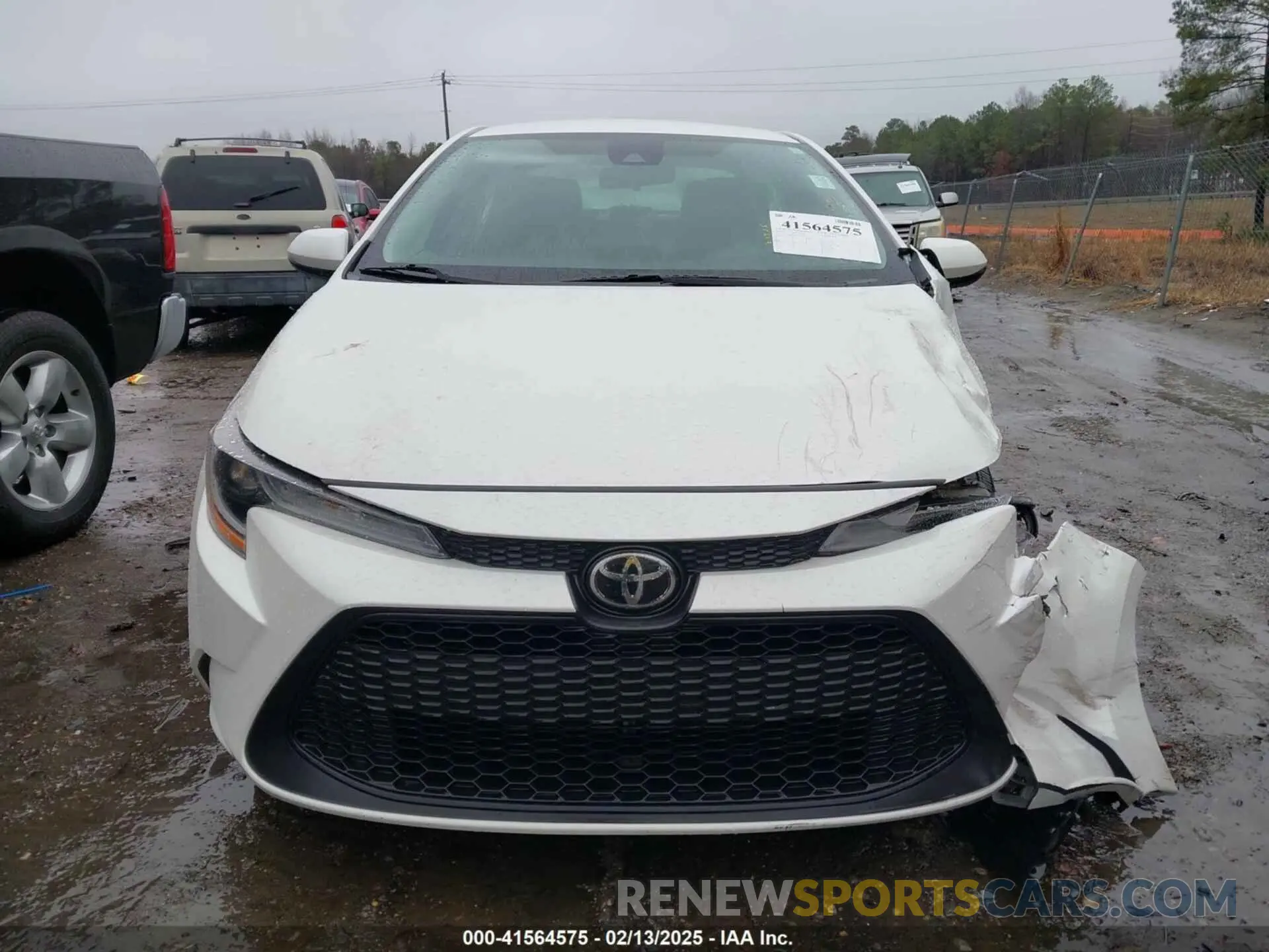 12 Photograph of a damaged car 5YFEPMAE9MP270195 TOYOTA COROLLA 2021