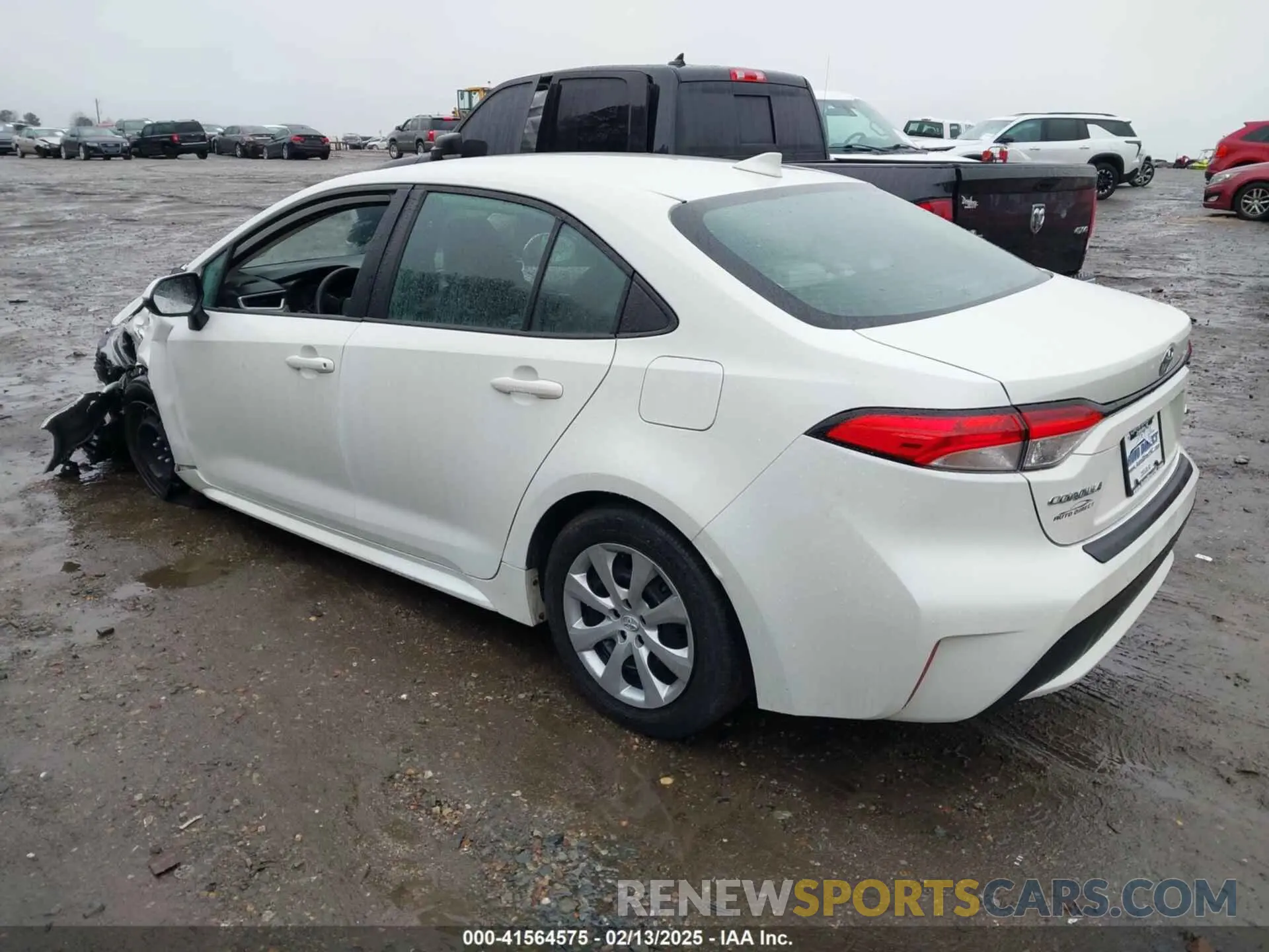 3 Photograph of a damaged car 5YFEPMAE9MP270195 TOYOTA COROLLA 2021
