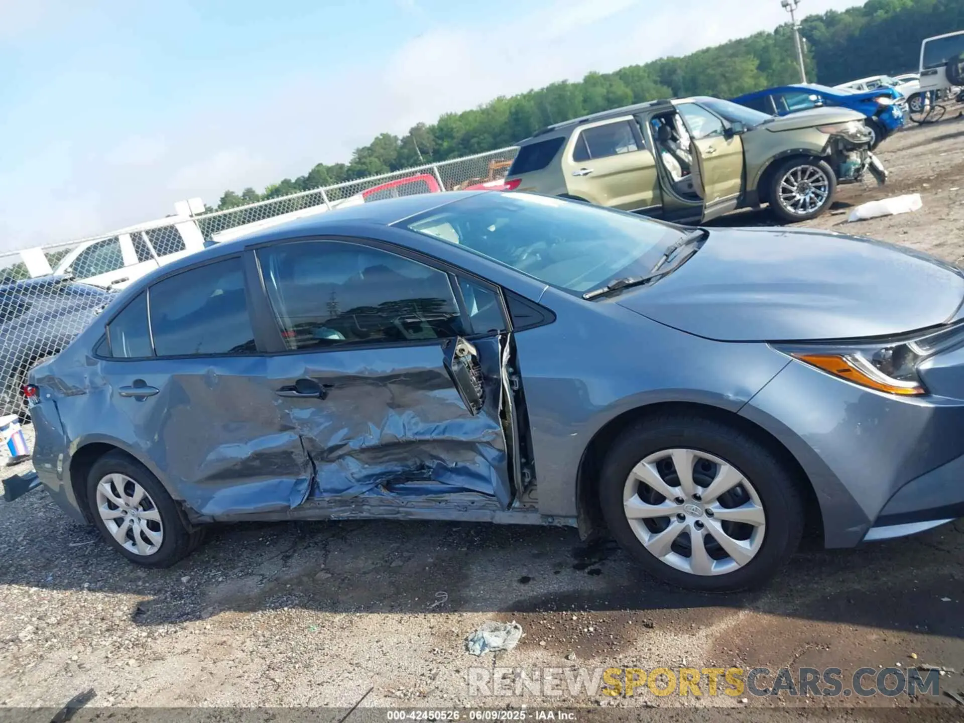 13 Photograph of a damaged car 5YFEPMAEXMP156898 TOYOTA COROLLA 2021
