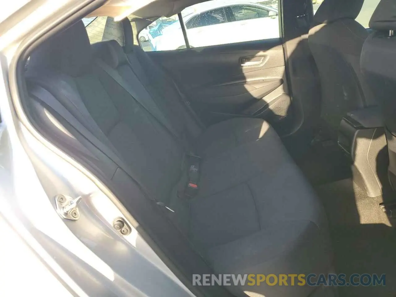 10 Photograph of a damaged car 5YFEPMAEXMP157565 TOYOTA COROLLA 2021