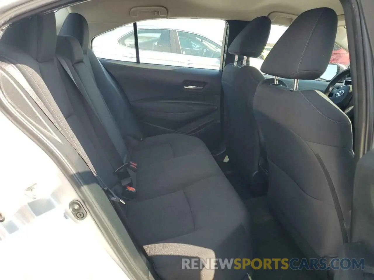 10 Photograph of a damaged car 5YFEPMAEXMP158098 TOYOTA COROLLA 2021