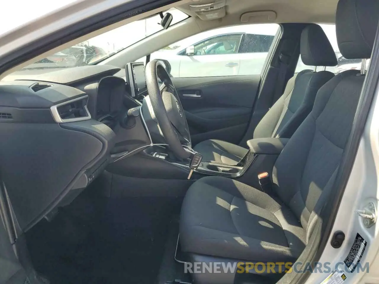 7 Photograph of a damaged car 5YFEPMAEXMP158098 TOYOTA COROLLA 2021