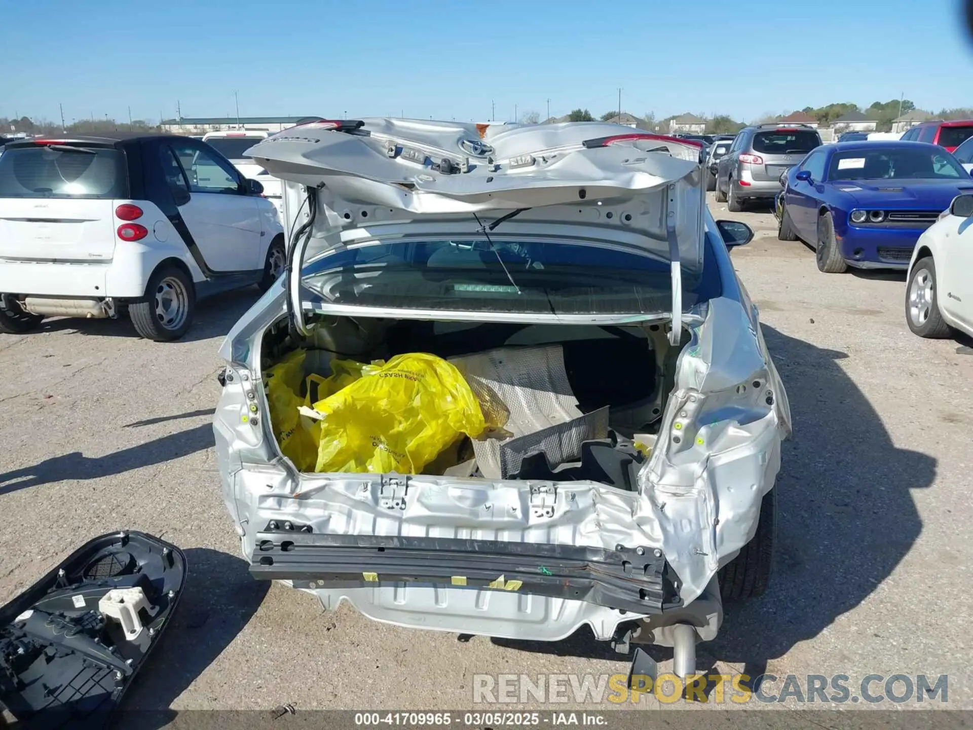 16 Фотография поврежденного автомобиля 5YFEPMAEXMP158215 TOYOTA COROLLA 2021