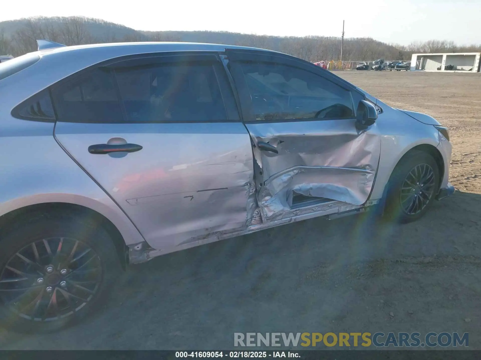 6 Photograph of a damaged car 5YFEPMAEXMP158330 TOYOTA COROLLA 2021