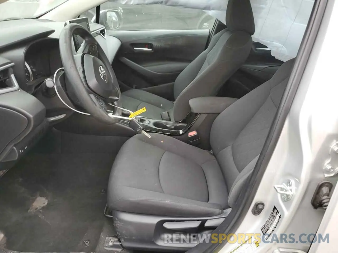 7 Photograph of a damaged car 5YFEPMAEXMP175712 TOYOTA COROLLA 2021