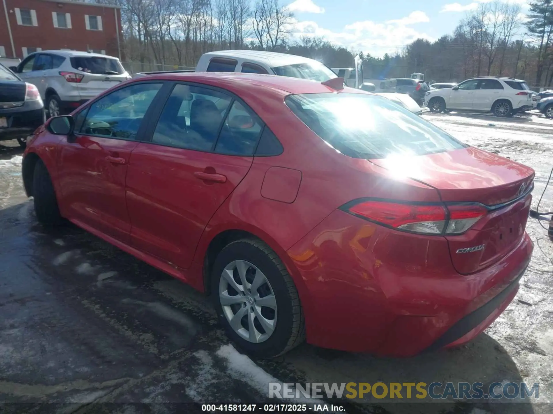 3 Photograph of a damaged car 5YFEPMAEXMP189948 TOYOTA COROLLA 2021