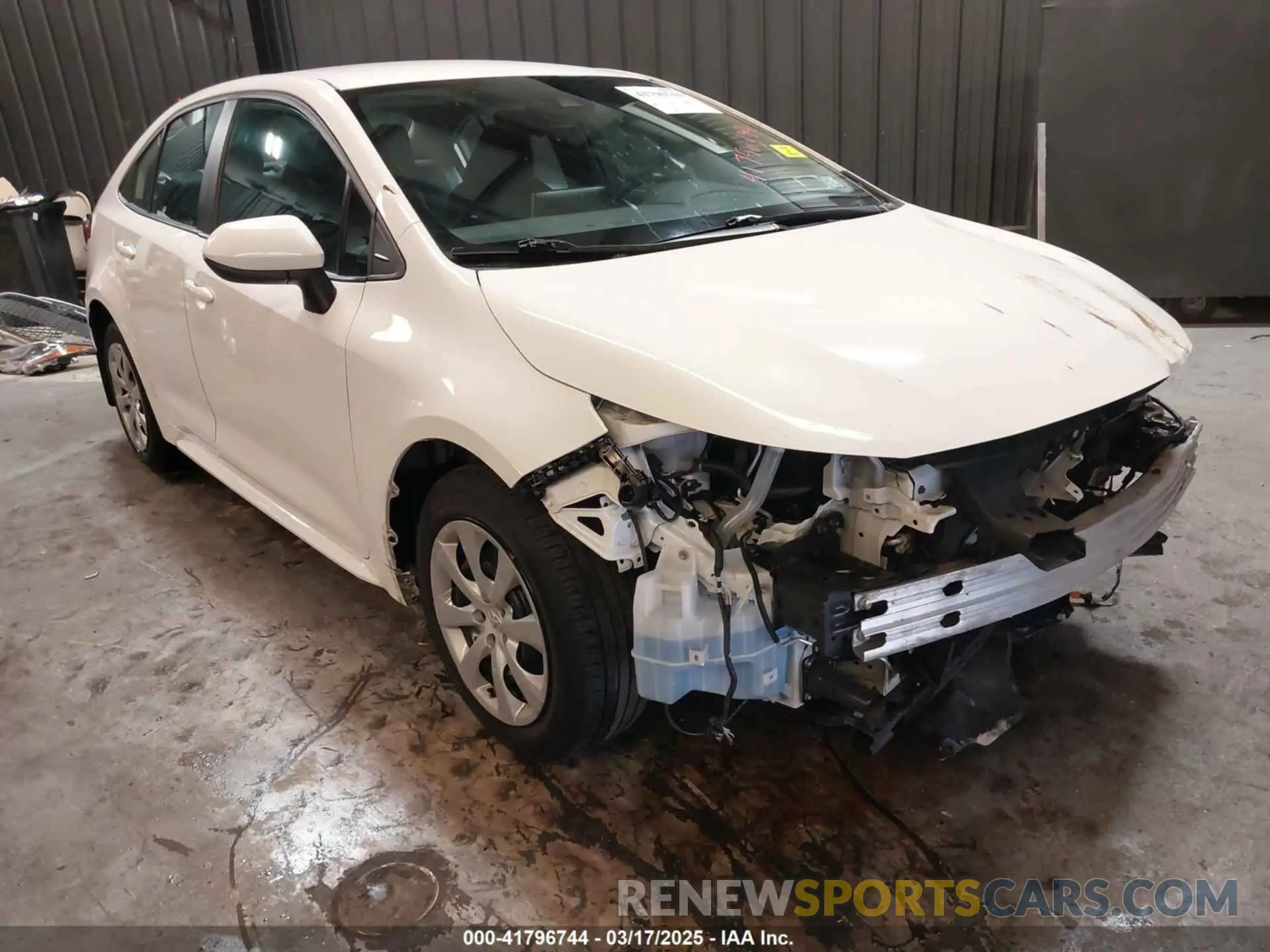 1 Photograph of a damaged car 5YFEPMAEXMP195717 TOYOTA COROLLA 2021