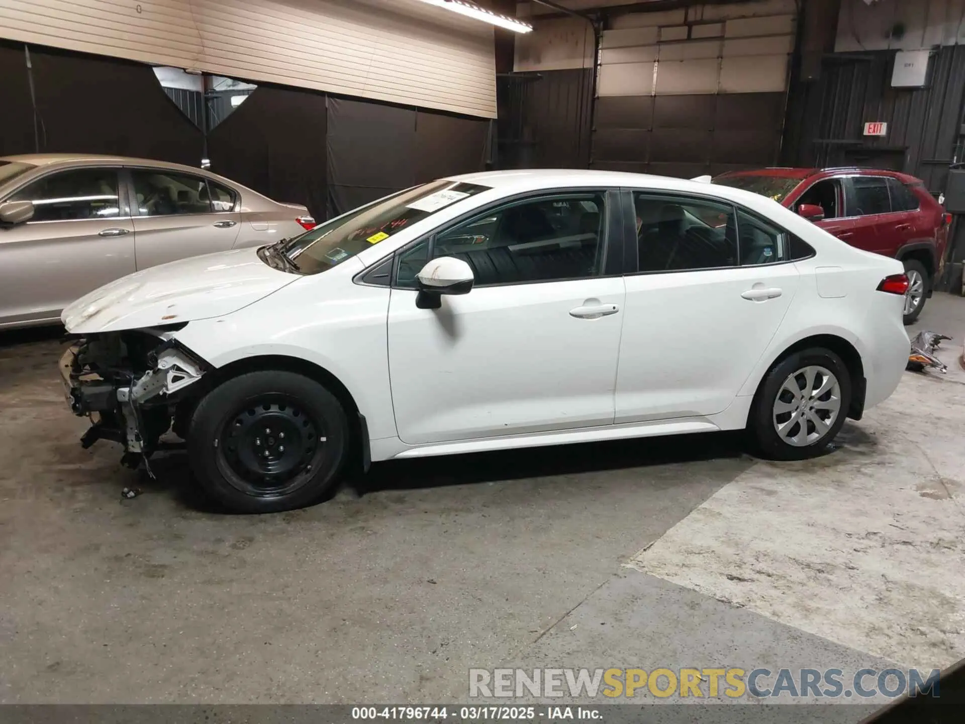 15 Photograph of a damaged car 5YFEPMAEXMP195717 TOYOTA COROLLA 2021