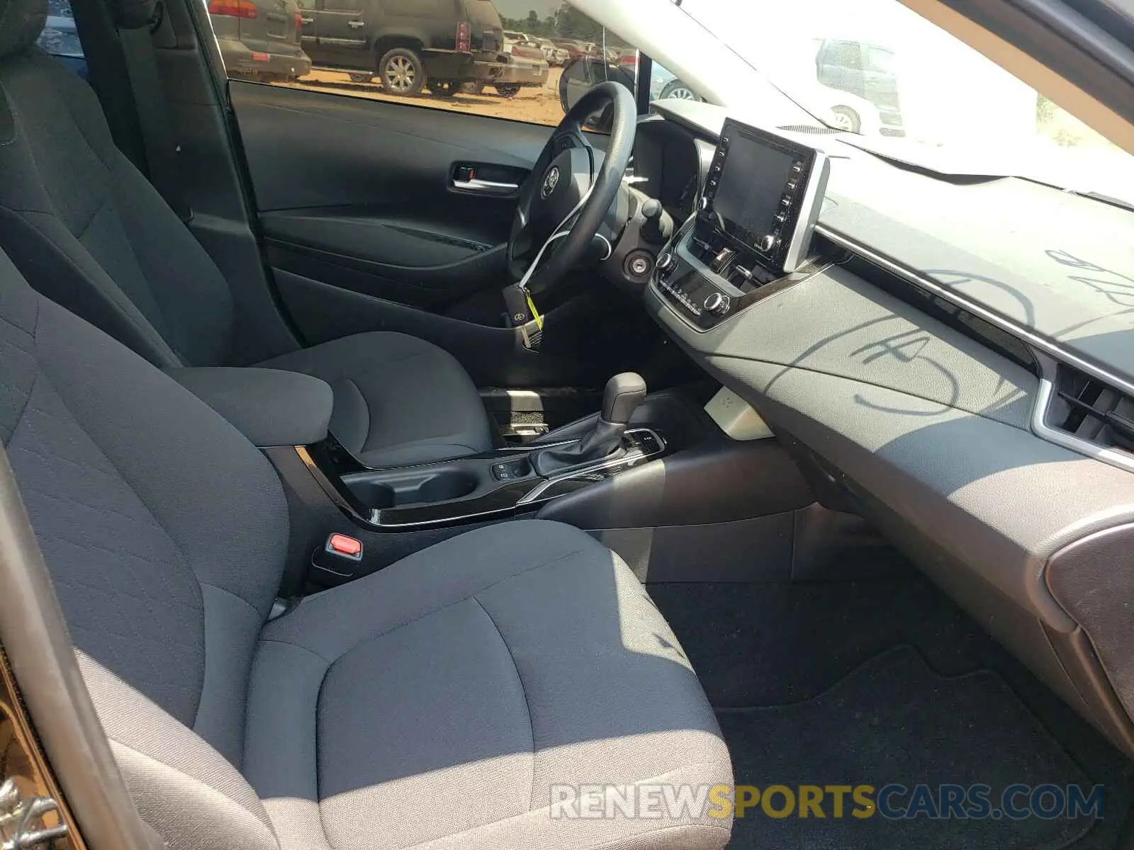 5 Photograph of a damaged car 5YFEPMAEXMP201984 TOYOTA COROLLA 2021