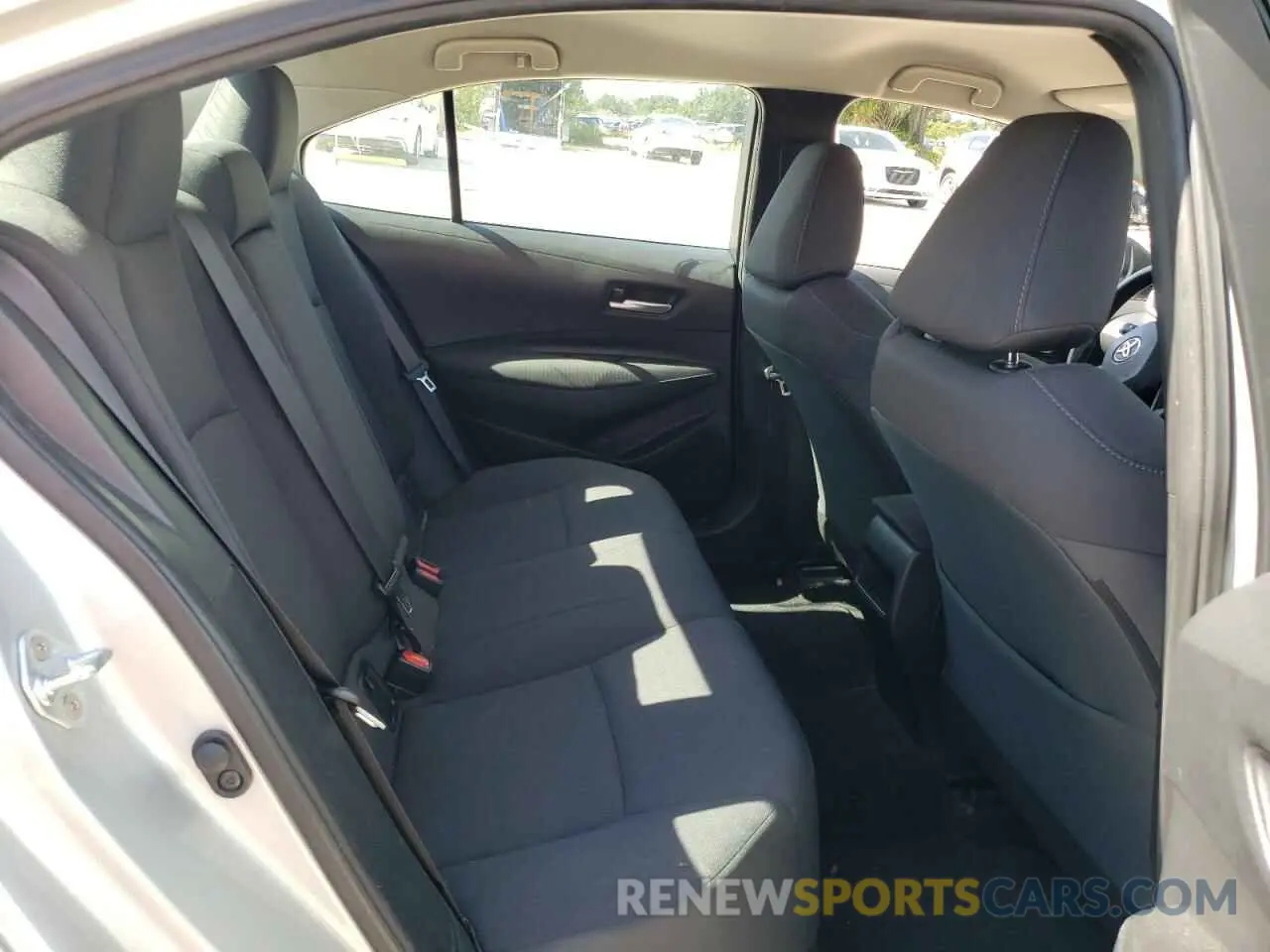 10 Photograph of a damaged car 5YFEPMAEXMP215836 TOYOTA COROLLA 2021