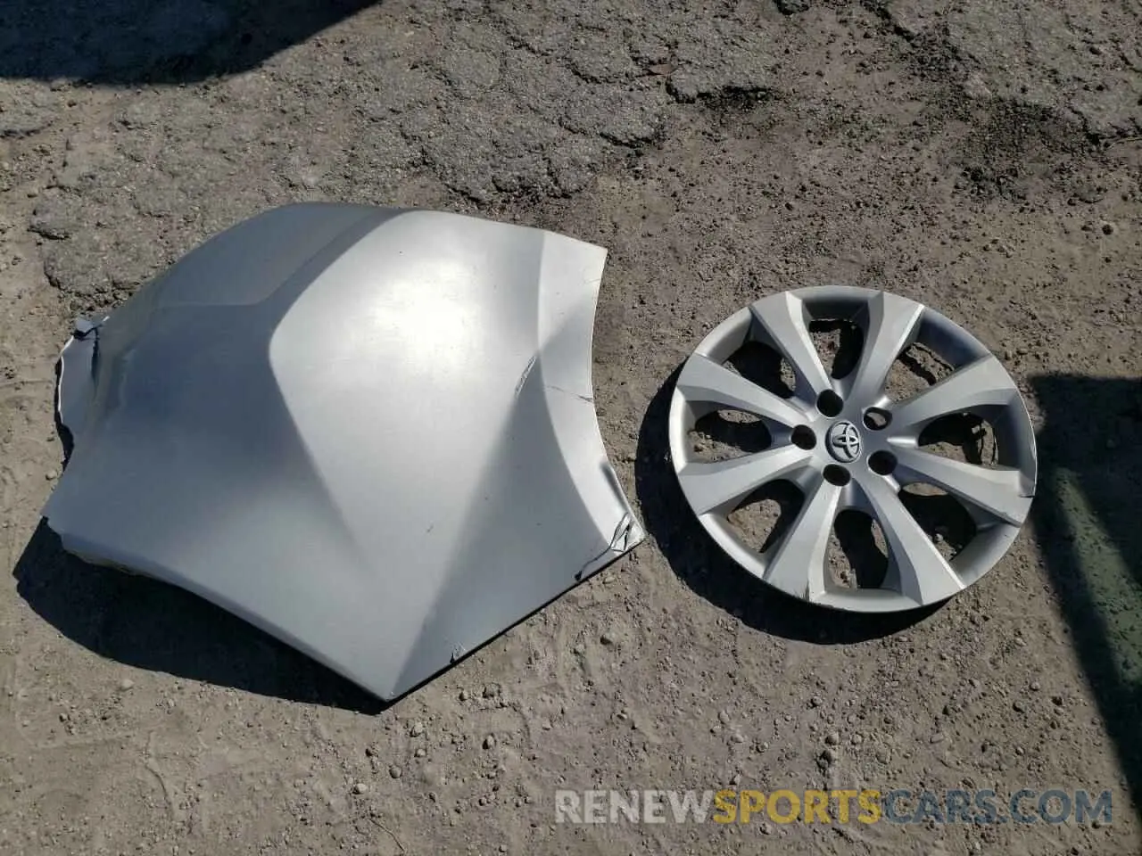 12 Photograph of a damaged car 5YFEPMAEXMP215836 TOYOTA COROLLA 2021