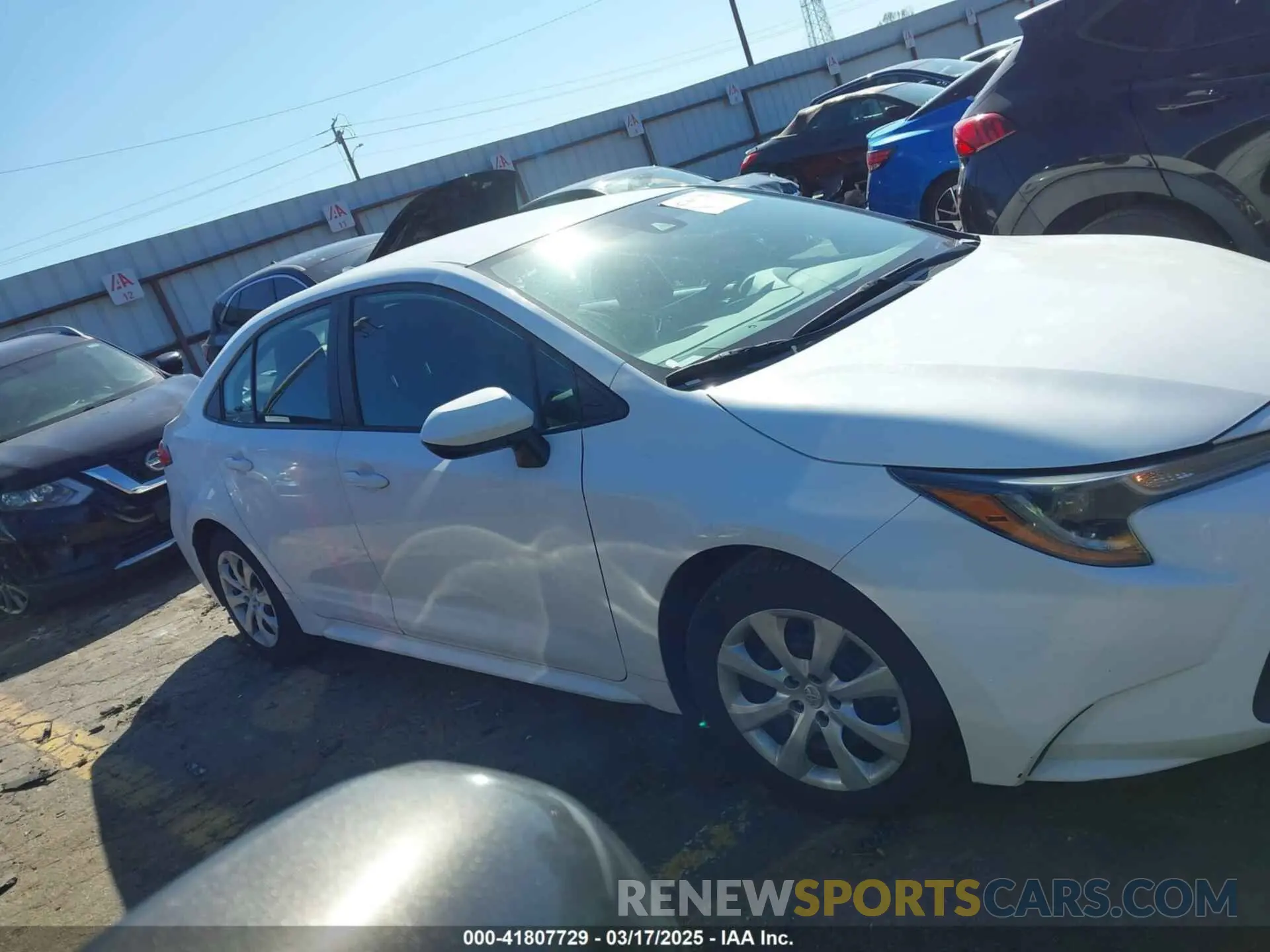 13 Фотография поврежденного автомобиля 5YFEPMAEXMP218008 TOYOTA COROLLA 2021