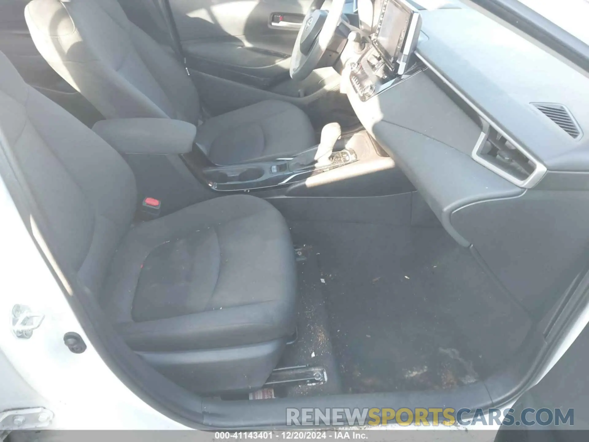 5 Photograph of a damaged car 5YFEPMAEXMP219210 TOYOTA COROLLA 2021
